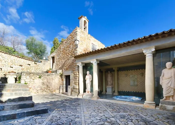 Casa Historica Con Piscina Sauna Y Jacuzzi