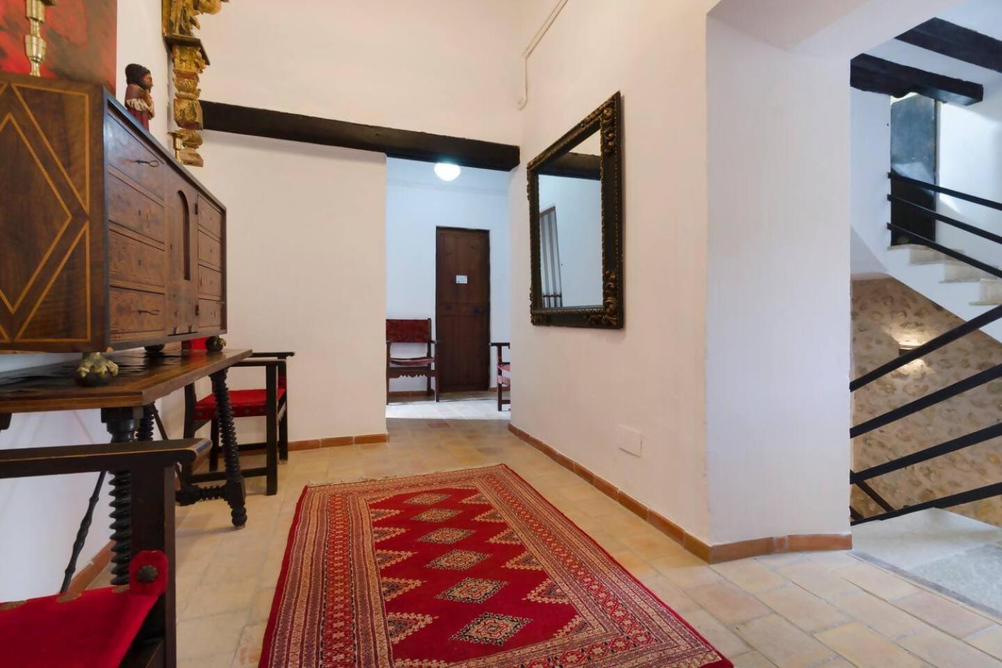 Casa Historica Con Piscina Sauna Y Jacuzzi Villa