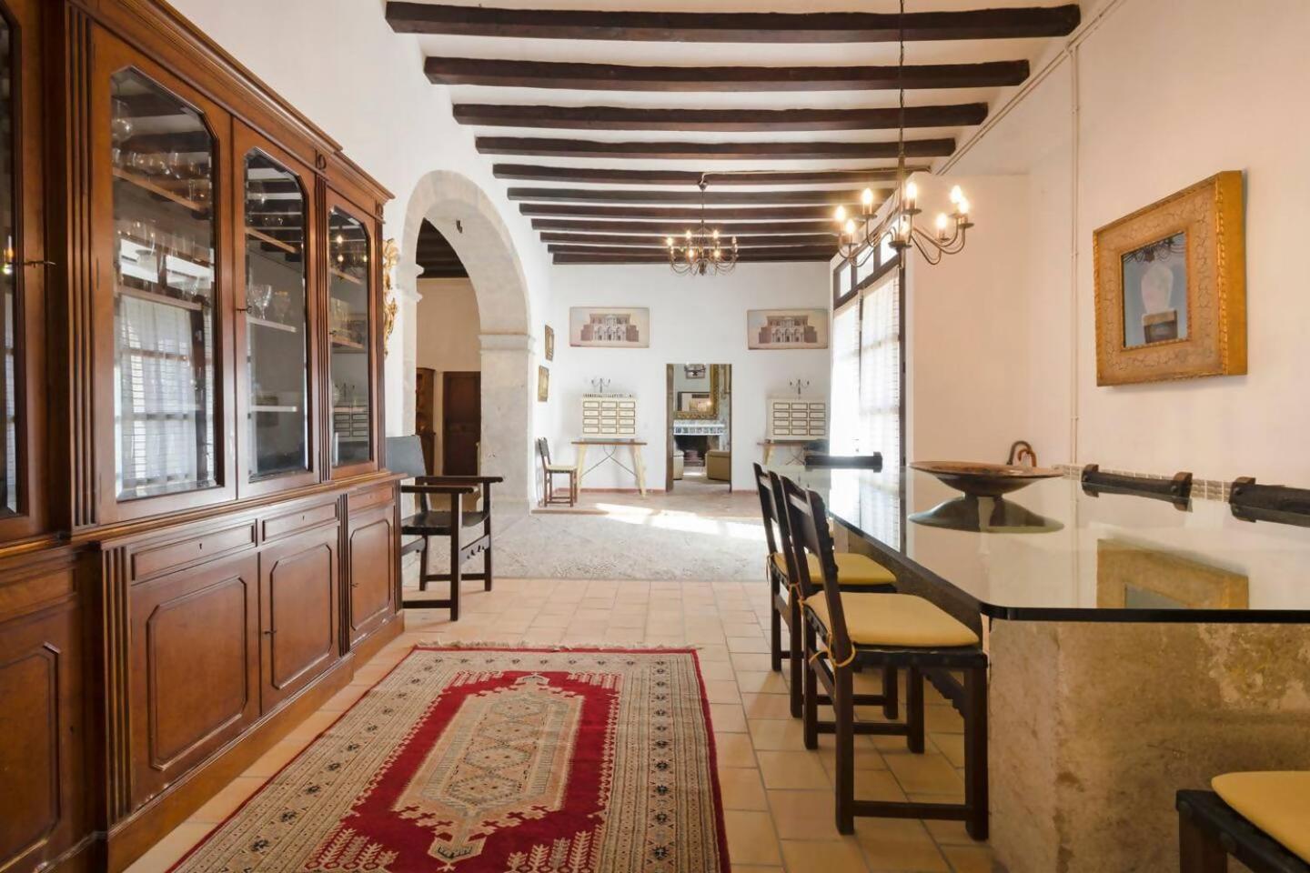 Casa Historica Con Piscina Sauna Y Jacuzzi Villa *