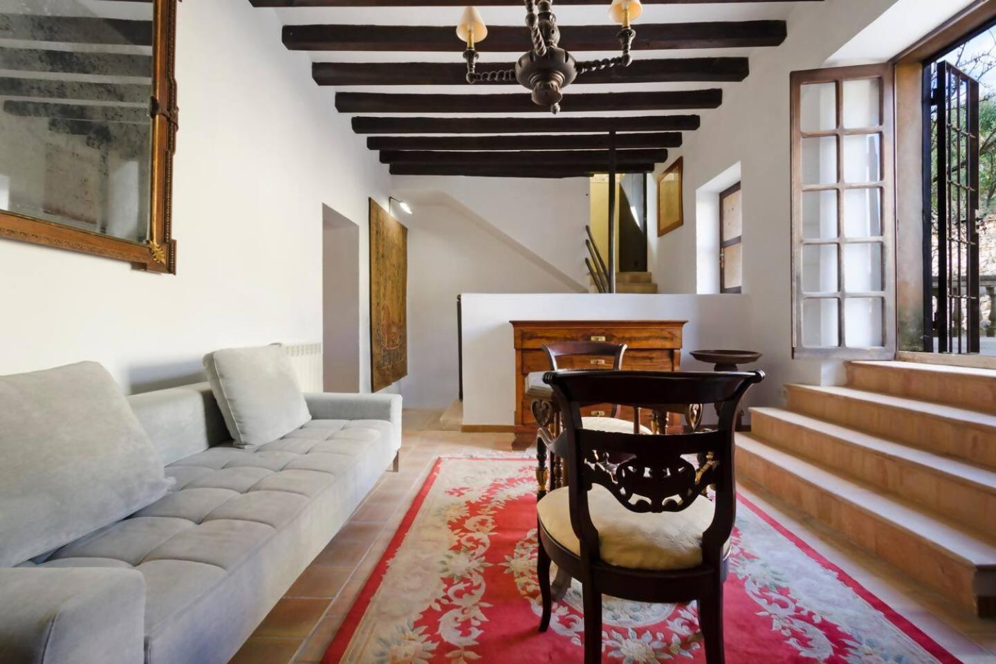 Casa Historica Con Piscina Sauna Y Jacuzzi *